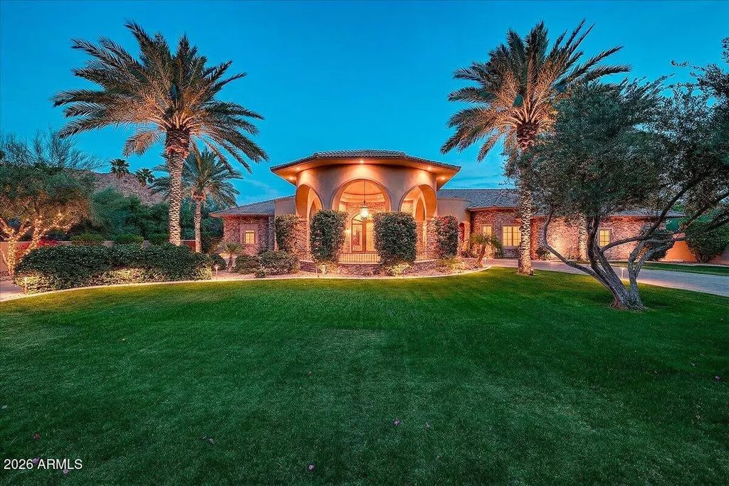 4807 E Crystal Lane, Paradise Valley