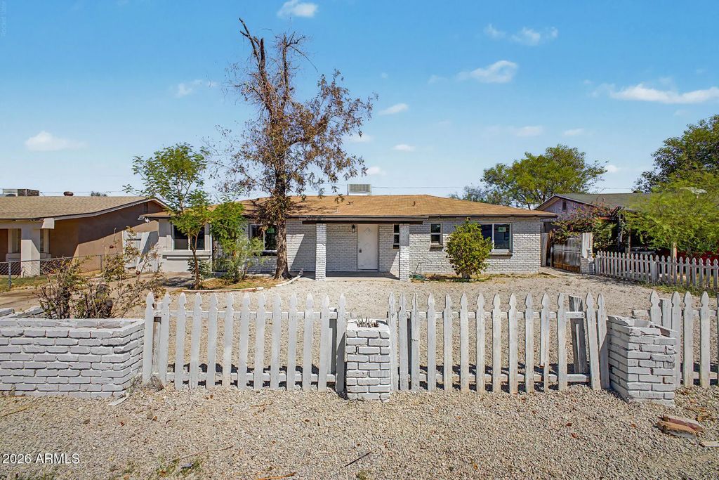 3406 W Glenrosa Avenue, Phoenix