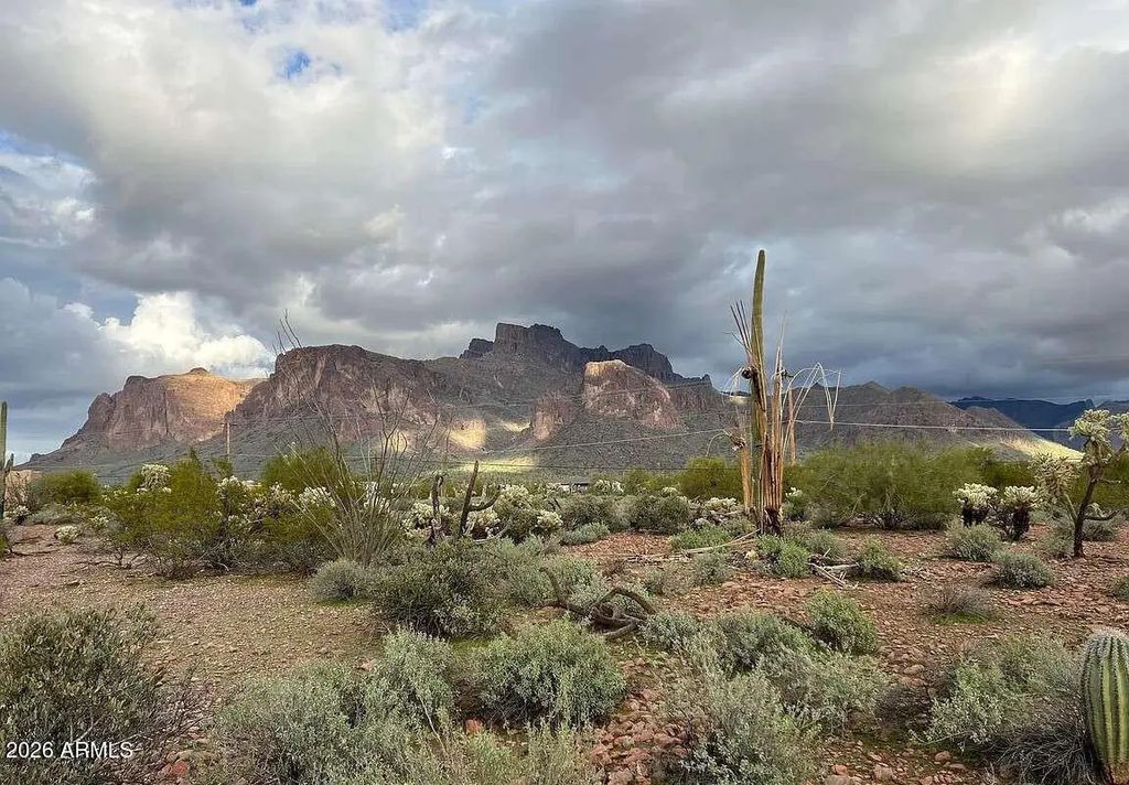 450 N Geronimo Road (unit -), Apache Junction