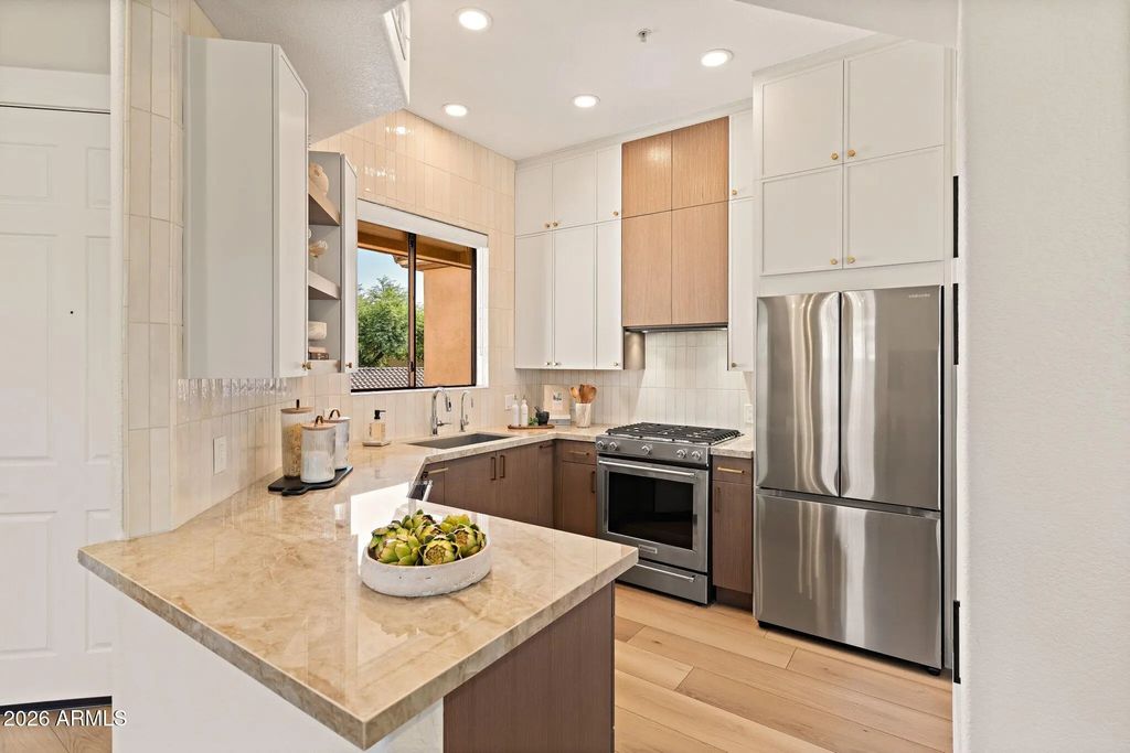 7027 N Scottsdale Road (unit 233), Scottsdale
