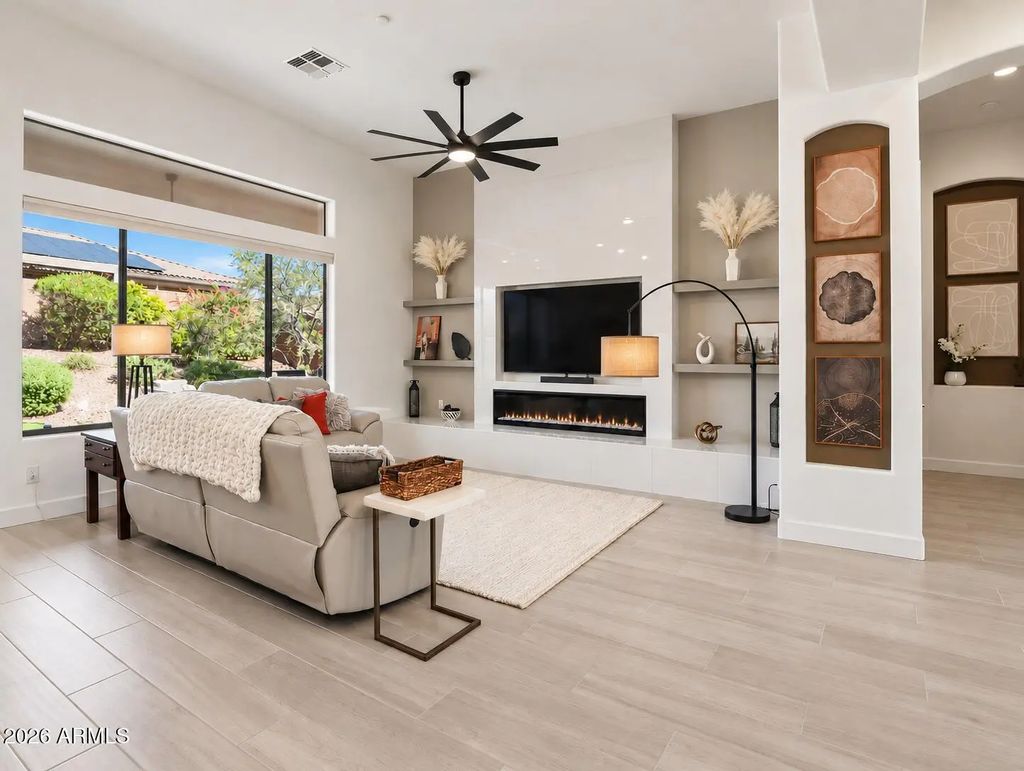 41915 N Moss Springs Road, Anthem