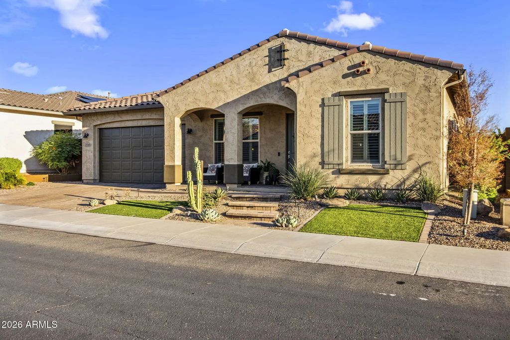 2939 E Crest Lane, Phoenix