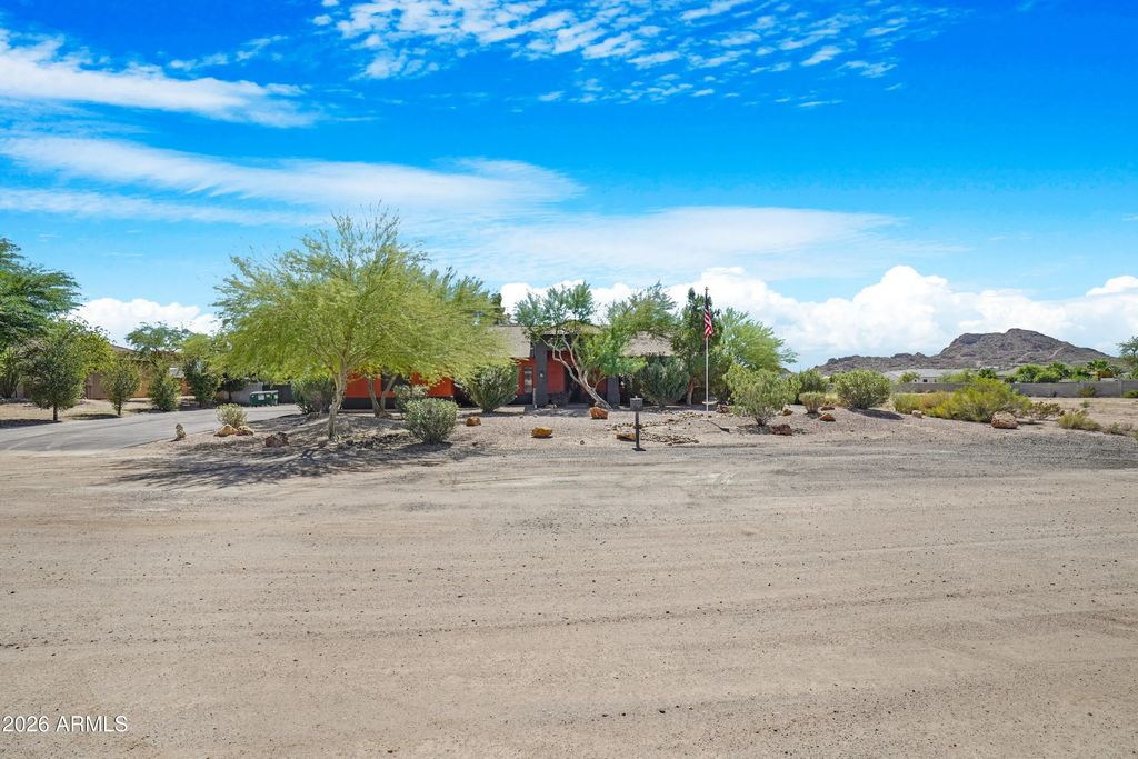 661 W Rhea Road, San Tan Valley