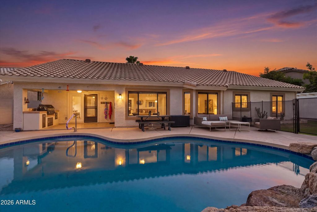 2734 E Vista Drive, Phoenix