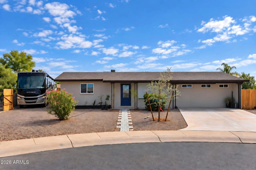 613 N 63rd Place, Mesa