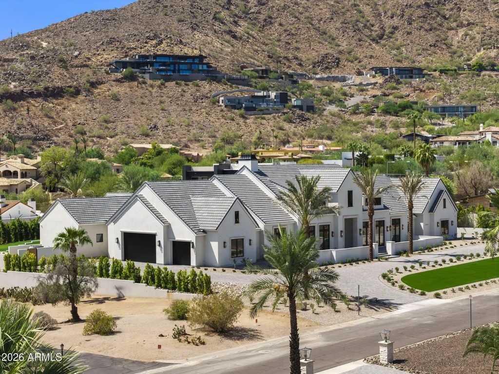 6323 E Sage Drive, Paradise Valley