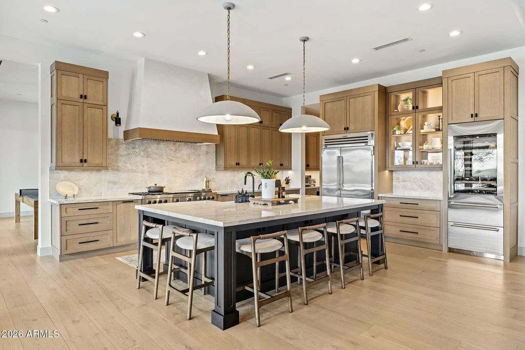8177 E Smokehouse Trail, Scottsdale