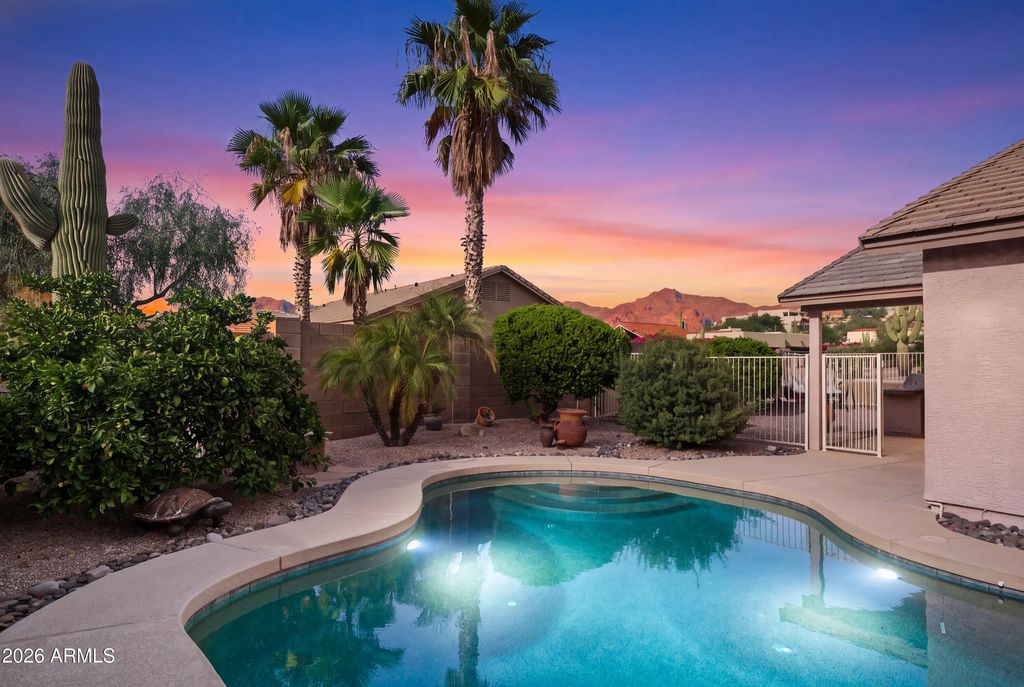 8966 E Red Mountain Lane, Gold Canyon