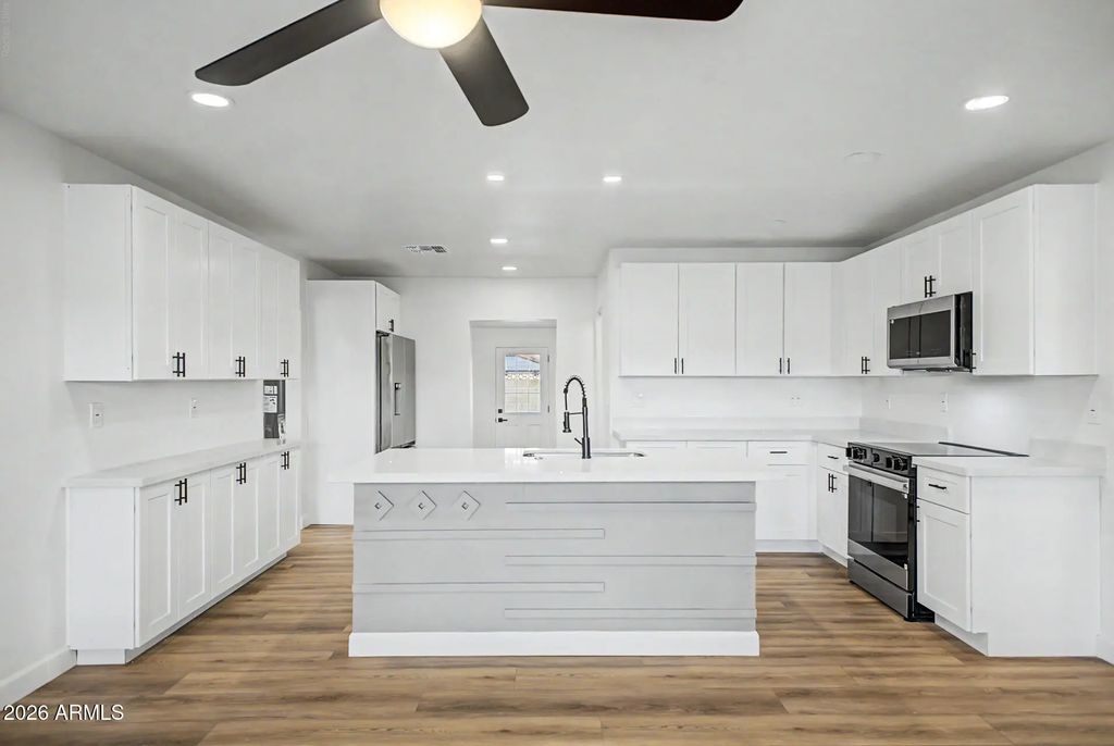 1004 W Manhatton Drive, Tempe