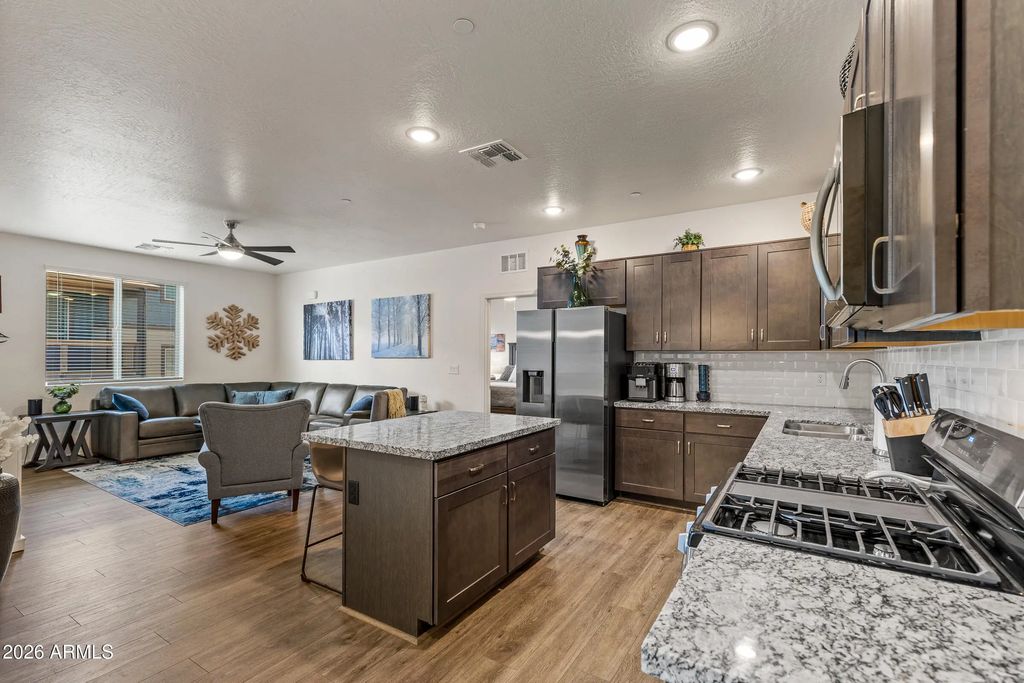 1650 E Ponderosa Parkway (unit 326), Flagstaff