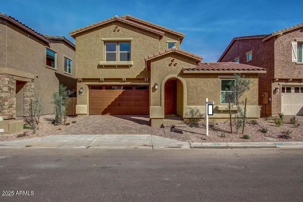 4708 E Daley Lane, Phoenix