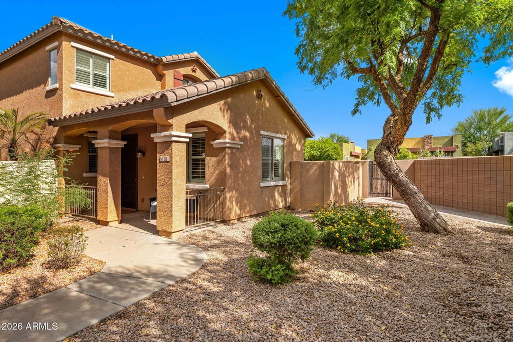 111 E Palomino Drive, Gilbert