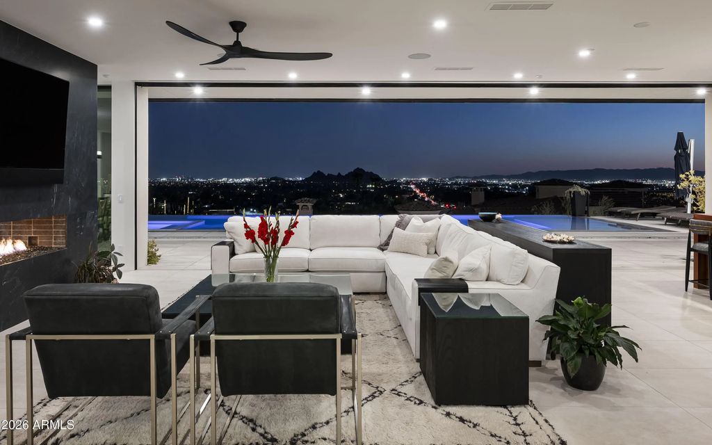 4725 N 56th Street, Phoenix