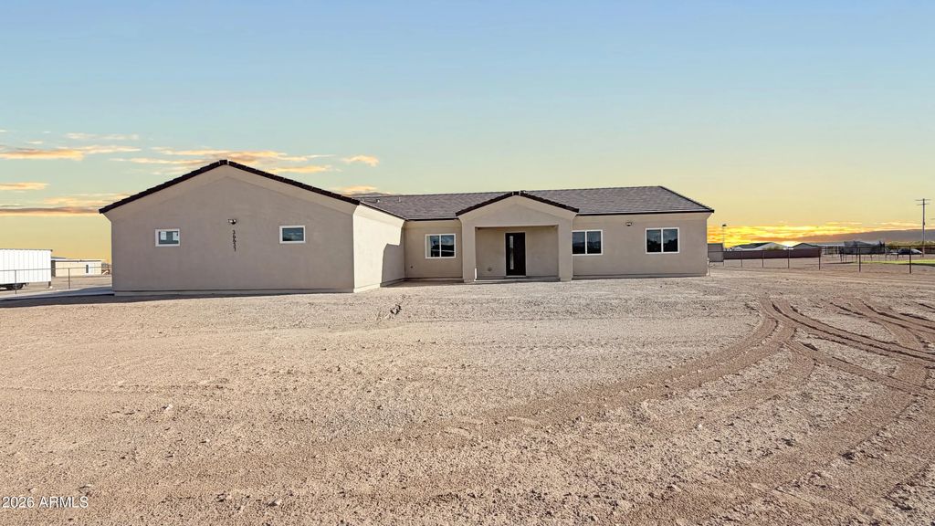 36637 W Hadley Street, Tonopah