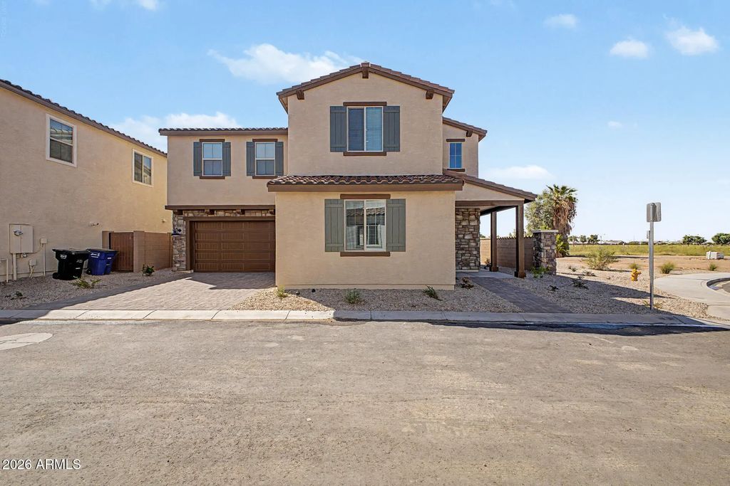 2285 S Swan Court, Gilbert