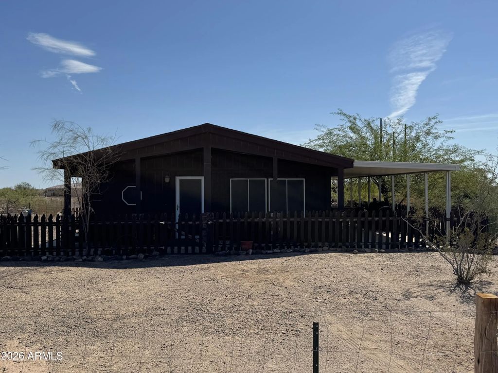 34750 W Dobbins Road, Arlington