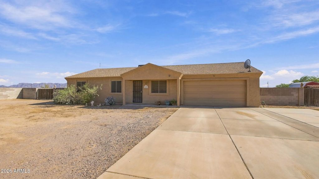 3527 E Batten Road, Eloy