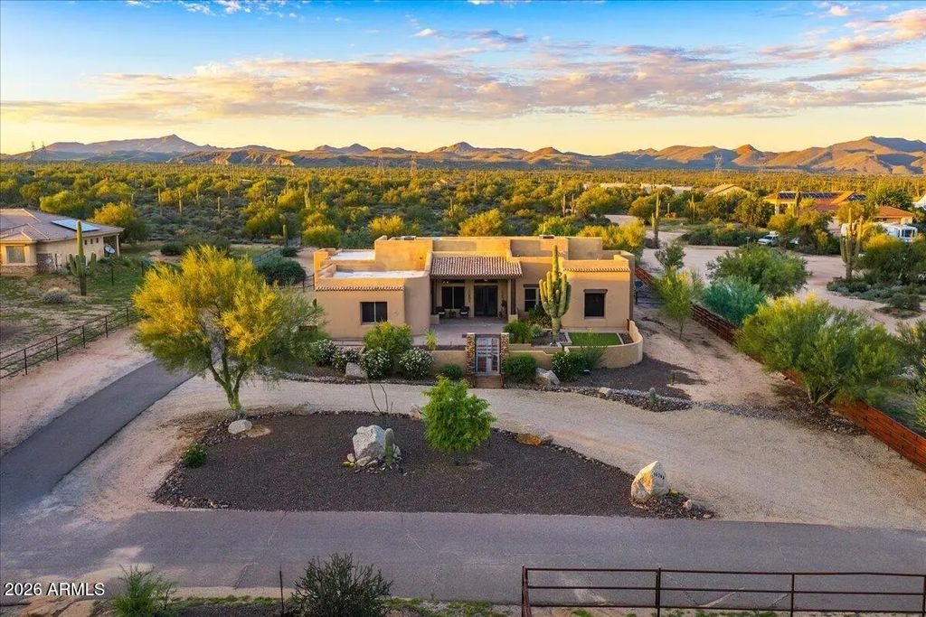 16348 E Calle De Los Flores Drive, Scottsdale