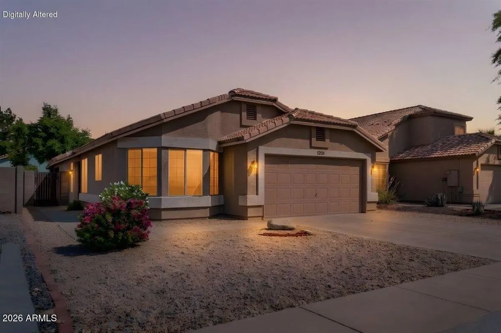 1201 N Woodburne Drive, Chandler