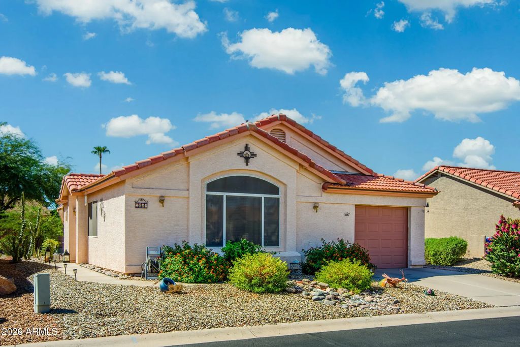 1697 E Lindrick Drive, Chandler