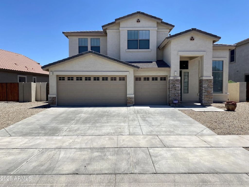 8777 W Hayward Avenue, Glendale