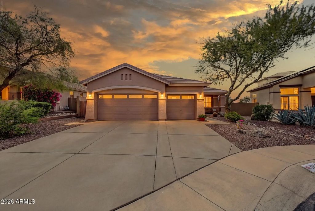 3209 W Steinbeck Drive, Anthem