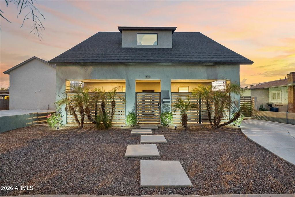 826 N 11th Avenue, Phoenix