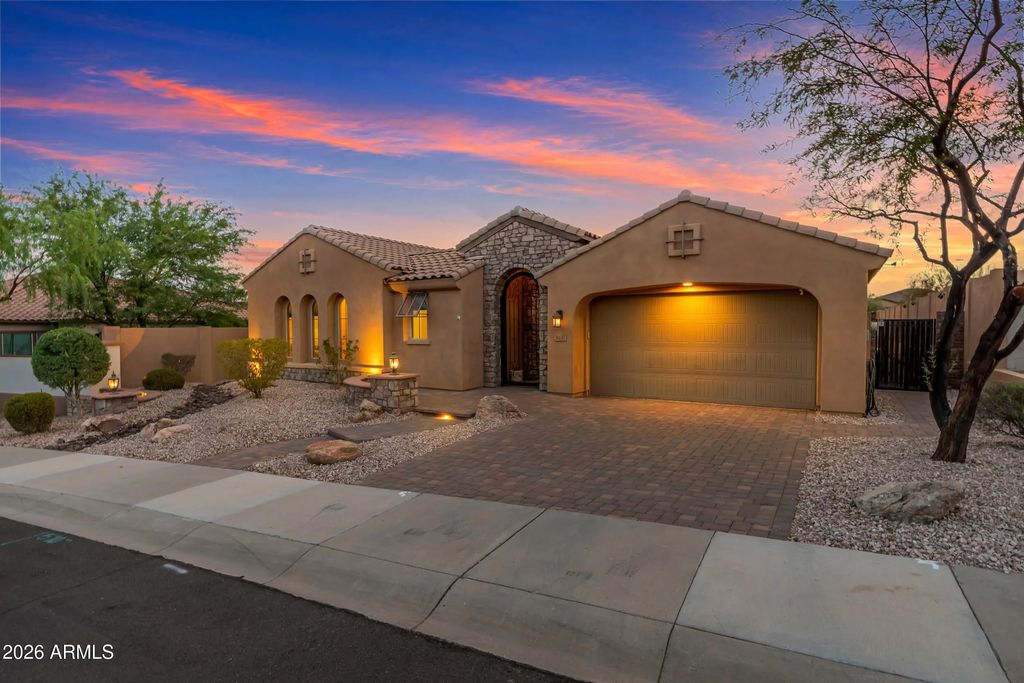 18245 W Thistle Landing Drive, Goodyear