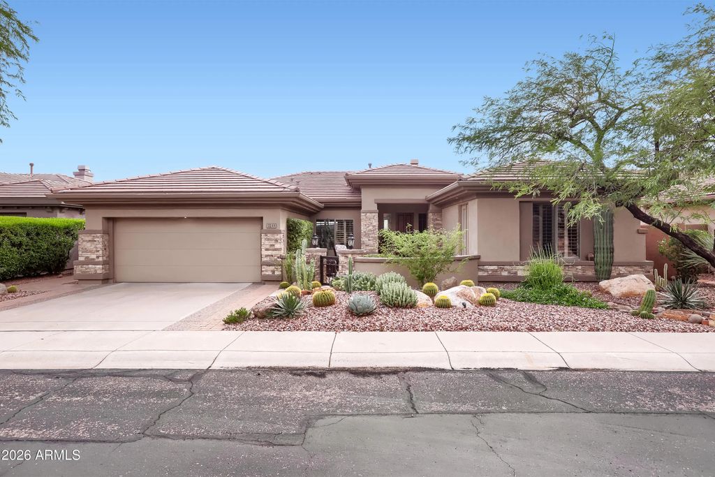 2233 W Stonewall Drive, Anthem