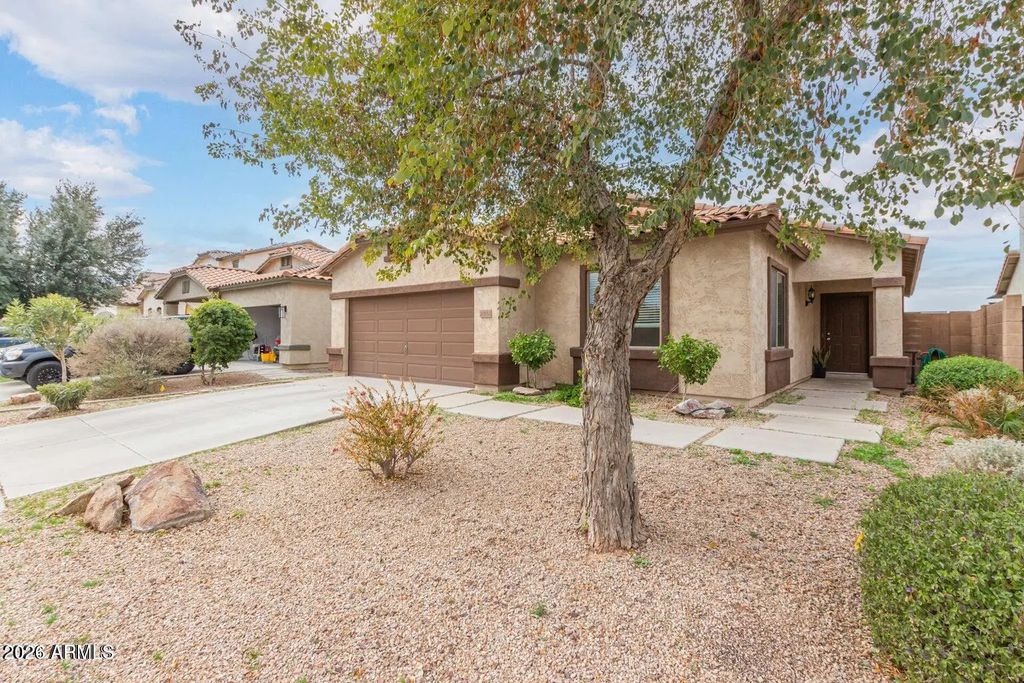 20852 N Carmen Avenue, Maricopa