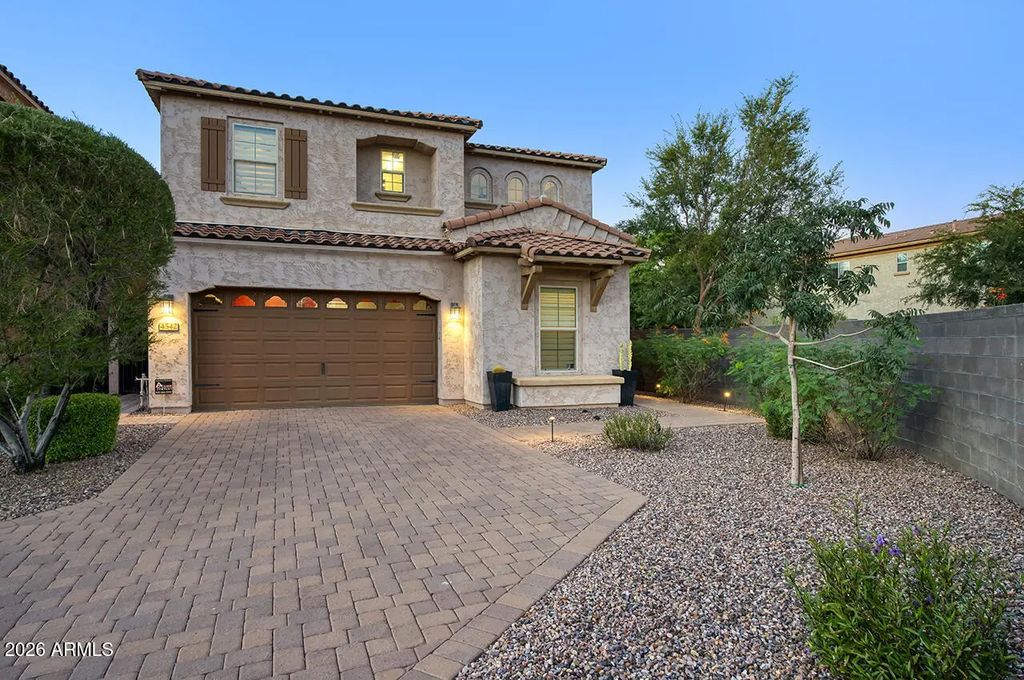 4542 E Vista Bonita Drive, Phoenix