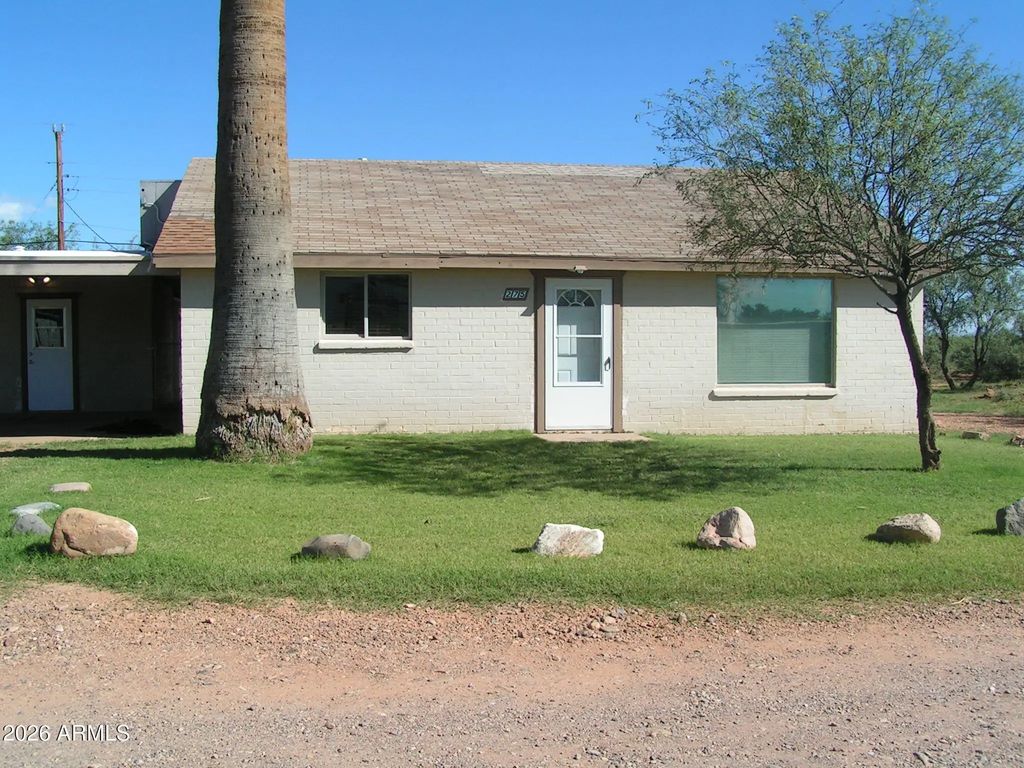 275 E Old Church Road, Huachuca City