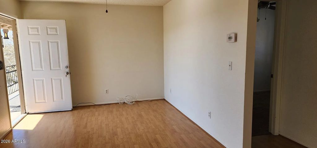 530 El Recreo Court (unit 9), Wickenburg