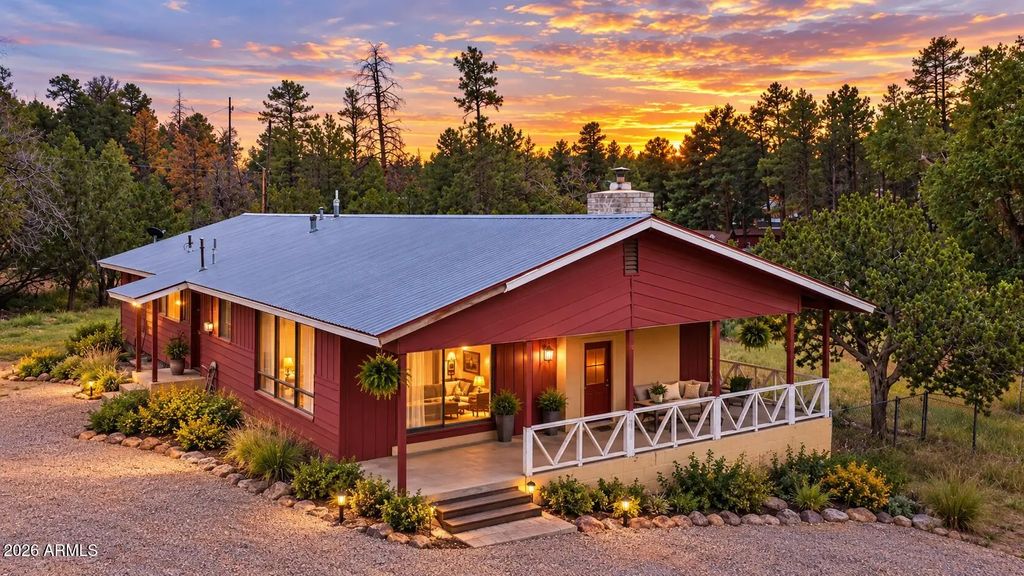 1895 W Aspen Lane, Overgaard