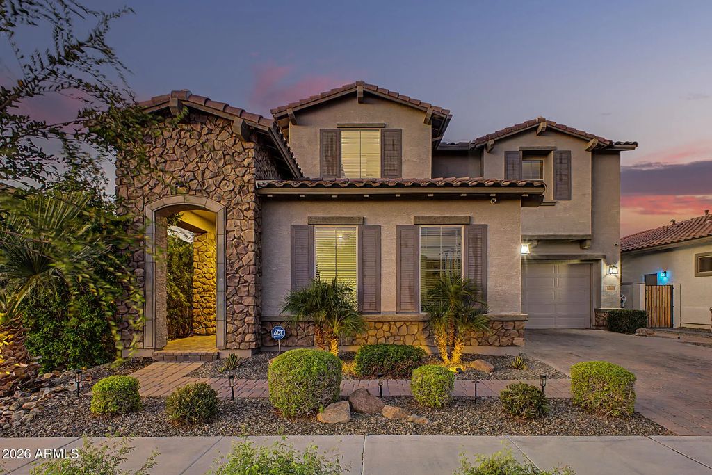 22630 E Lawndale Place, Queen Creek
