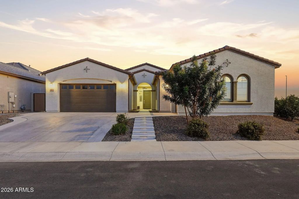161 E Elmwood Place, Chandler