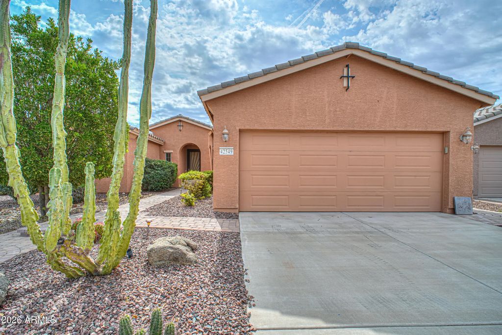 42549 W Kingfisher Drive, Maricopa