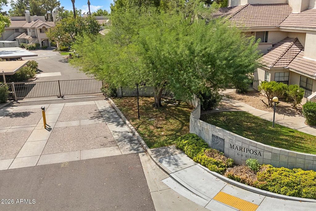 6885 E Cochise Road (unit 116), Paradise Valley