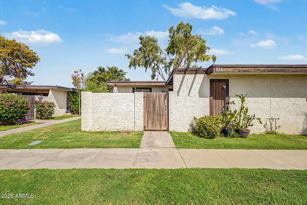 720 S Dobson Road (unit 104), Mesa