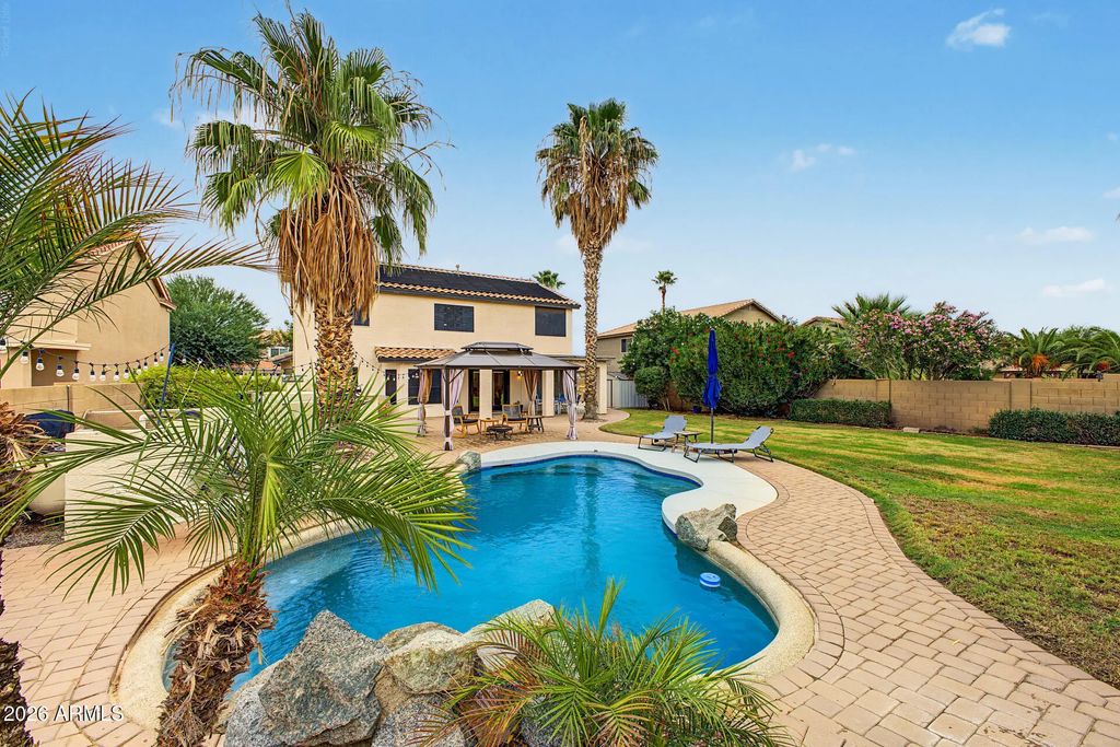 1021 E Rosebud Drive, San Tan Valley