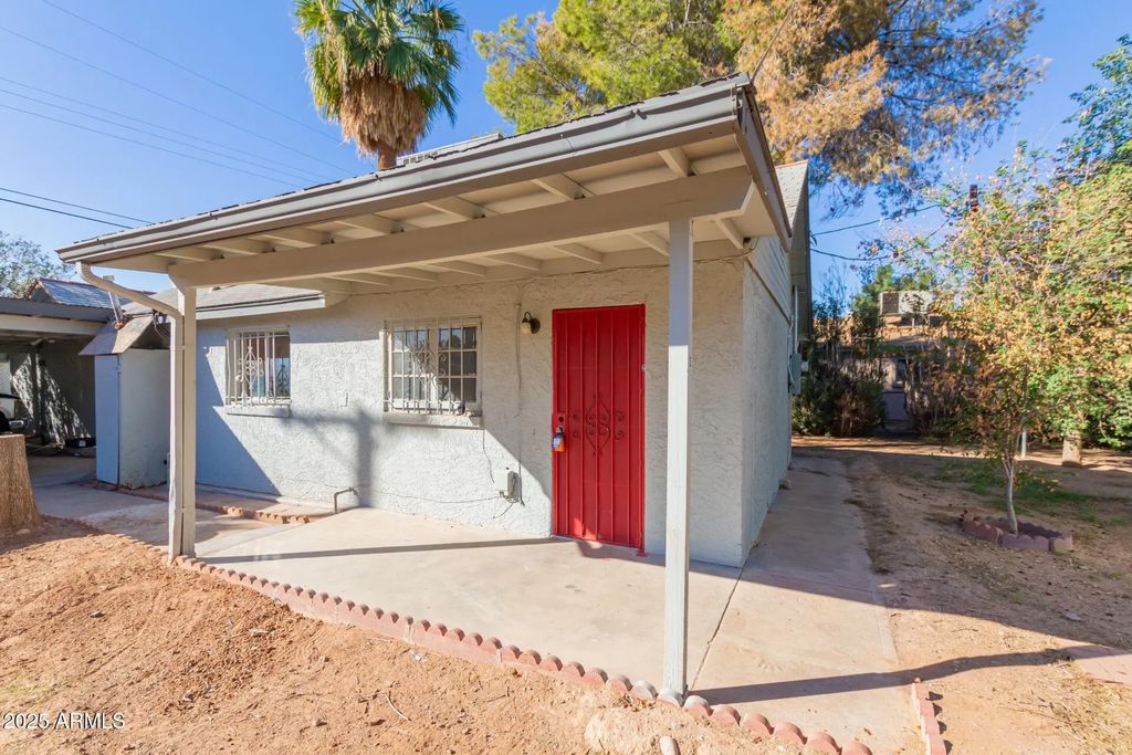 3311 E Cambridge Avenue, Phoenix