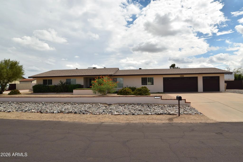 7013 W Josac Street, Glendale