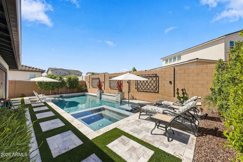 12028 N Luckenbach Street, Surprise