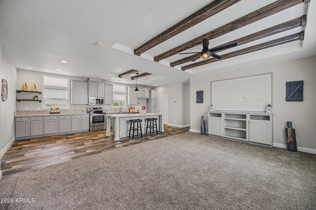 2230 N Summers Lane, Maricopa