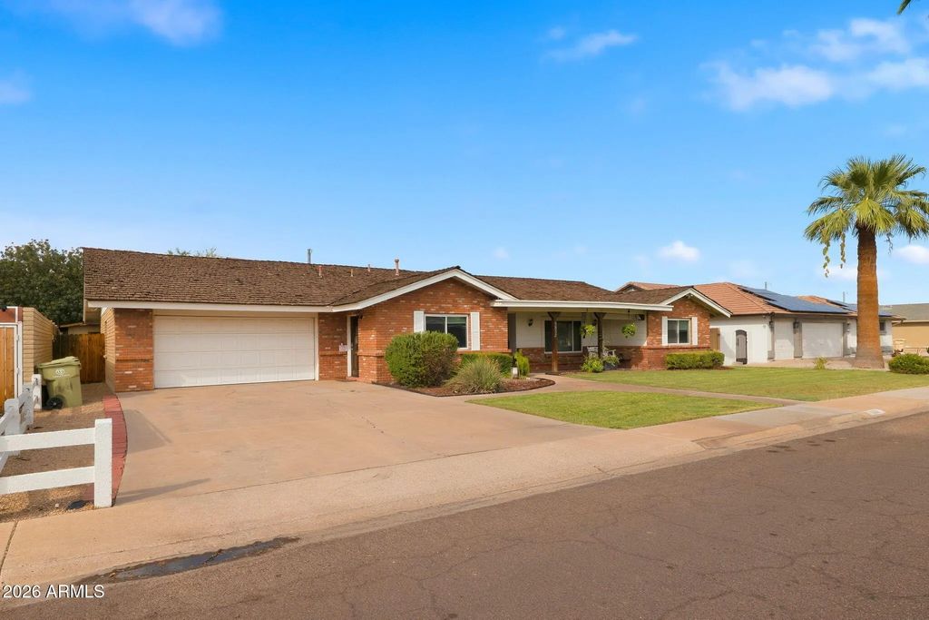 5832 W Frier Drive, Glendale