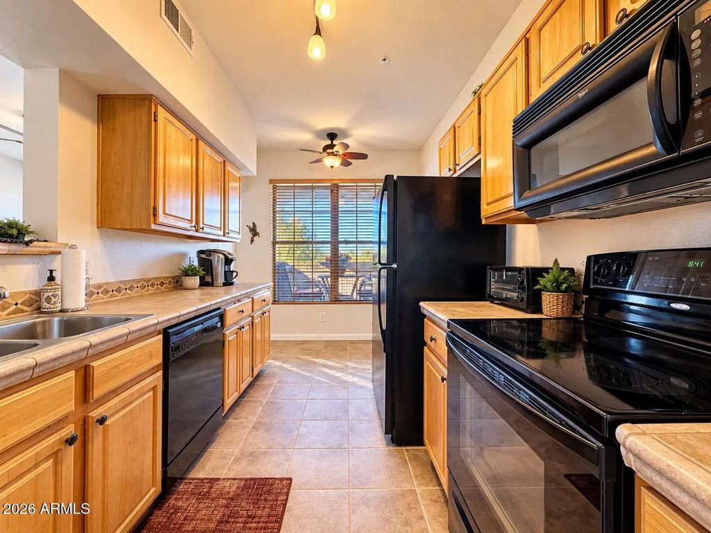 14950 W Mountain View Boulevard (unit 1305), Surprise