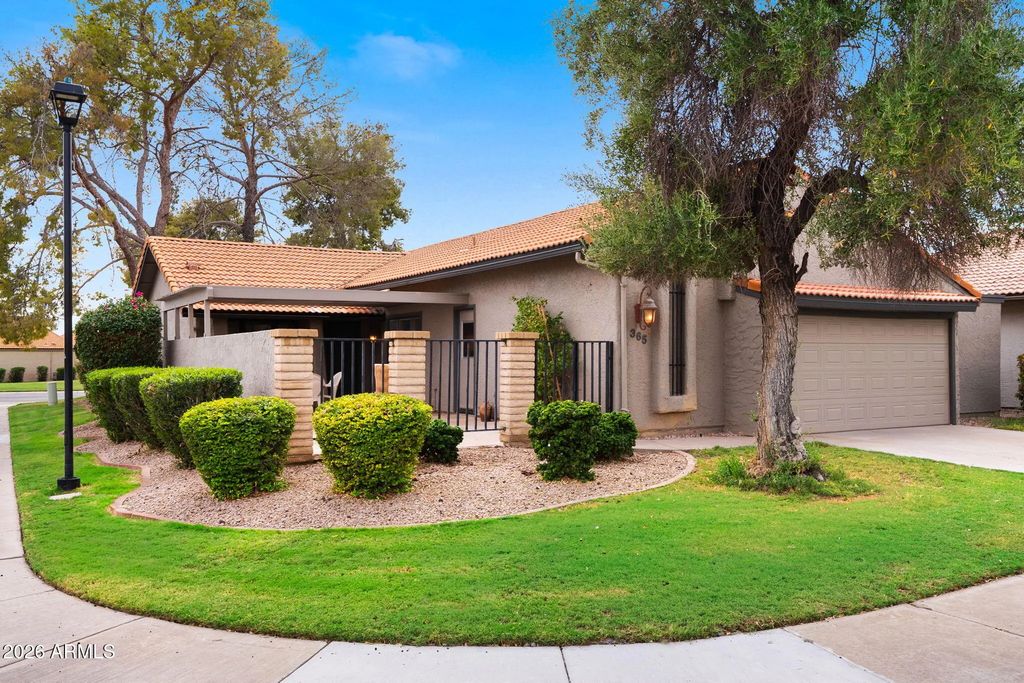 365 Leisure World, Mesa
