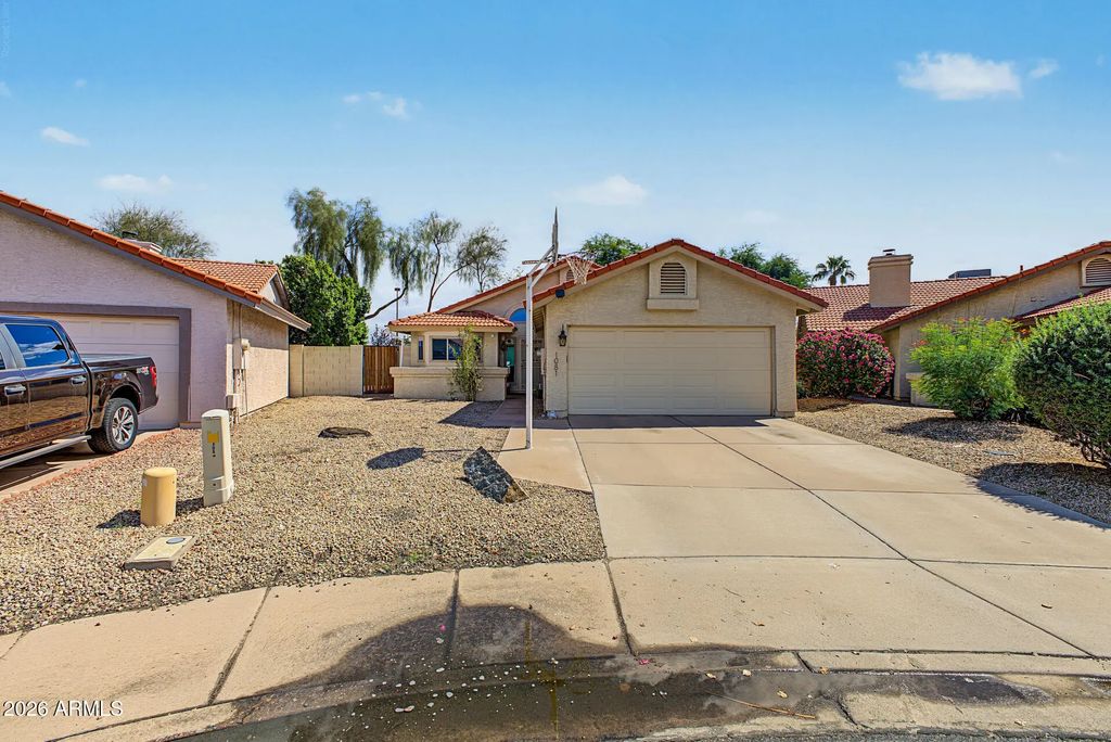 1081 N Willow Street, Chandler