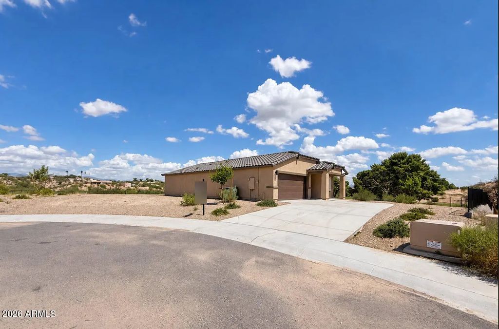 1725 Flagan Court, Wickenburg
