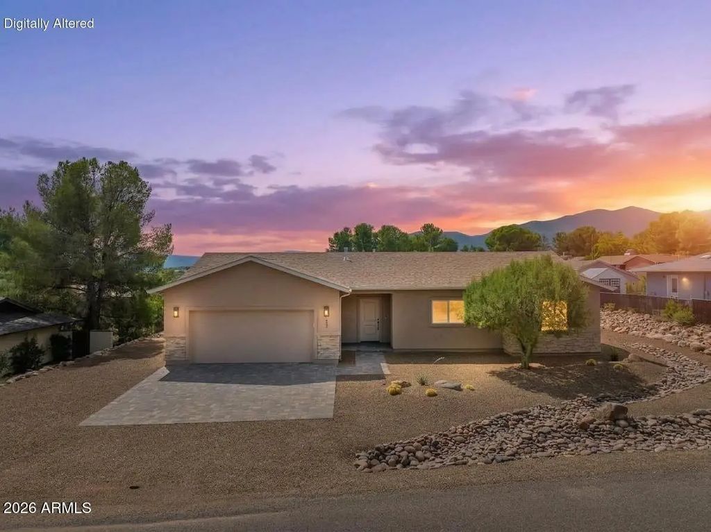 669 E Alvarado Lane, Cottonwood